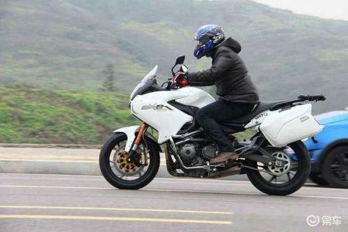 4缸国产巡航摩托车视频,速度与激情的完美融合