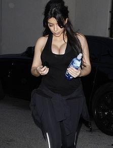 国产裸体肥臀喷水视频