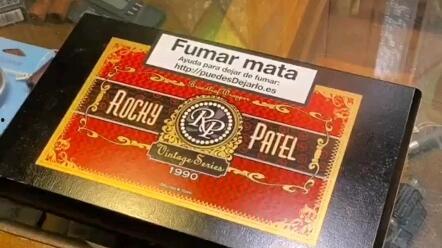 茄哥介绍国产雪茄视频,茄哥带你领略国产雪茄的独特魅力